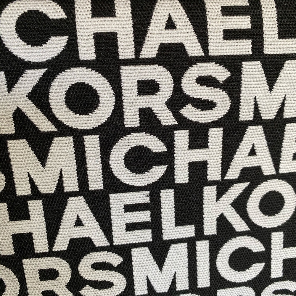 SOLD! NWT Michael Kors Kenly Pocket Crossbody - Picture 8 of 16